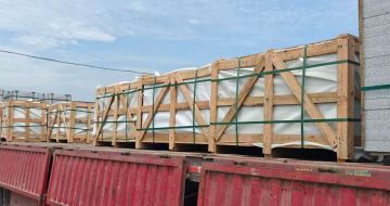 台州 芝麻白花岗岩地铺石出口专车-泰国游