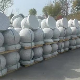 台州 白麻花岗岩石材圆球，石球，挡车球，隔离球，景观石球，风水球等