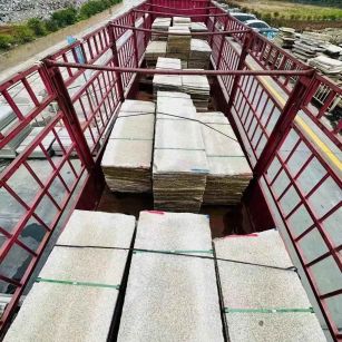 台州 黄金麻花岗岩荔枝面，光面毛板装车完成