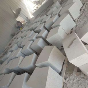 台州 白麻花岗岩异形坐凳