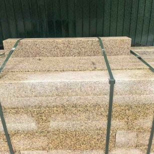 台州 黄金麻花岗岩石材机切面栏杆料半成品