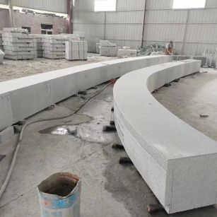 台州芝麻白花岗岩石板材 园林光面弧形坐凳