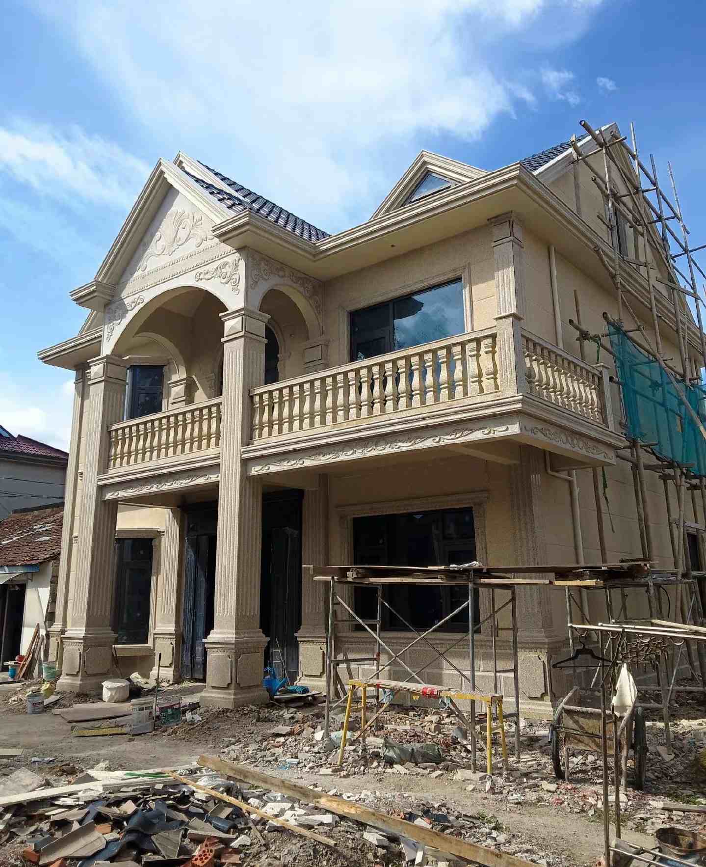 台州 黄金麻花岗岩石材私人别墅雕花门楼柱阳台栏杆