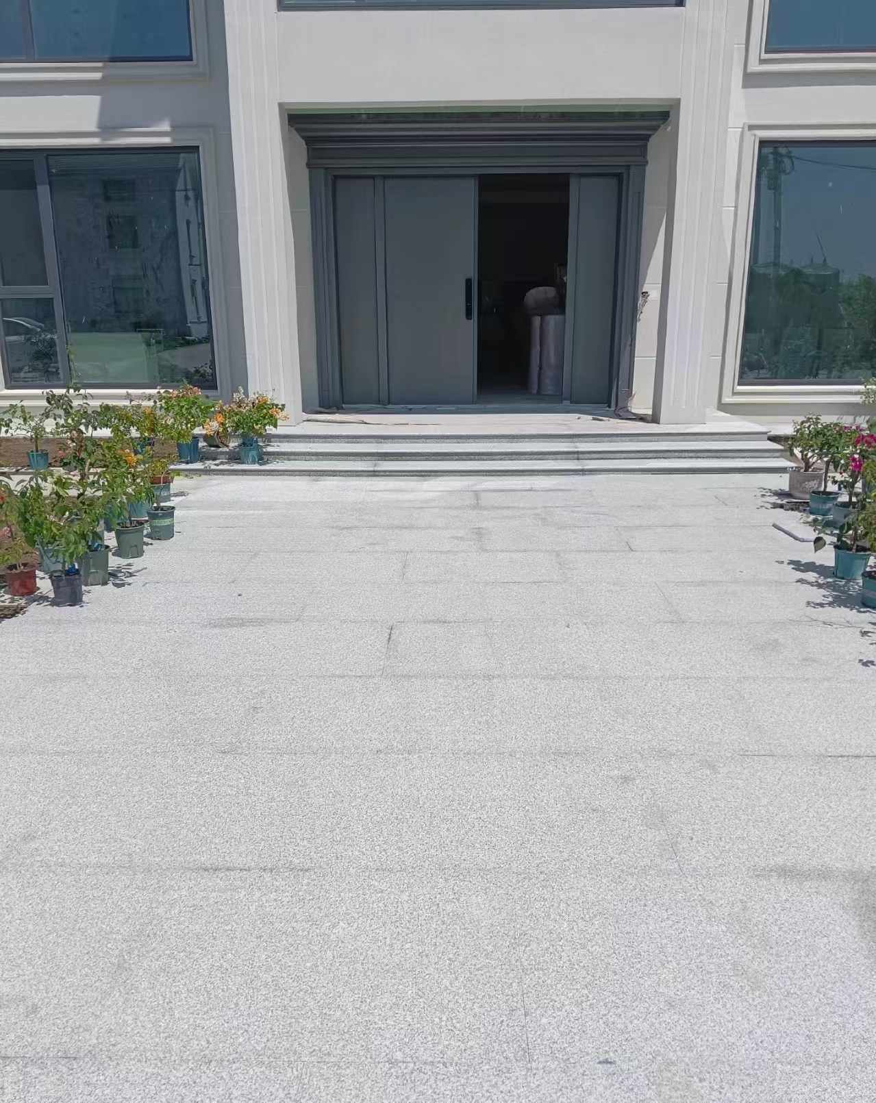 台州 芝麻白花岗岩地铺石地面铺装