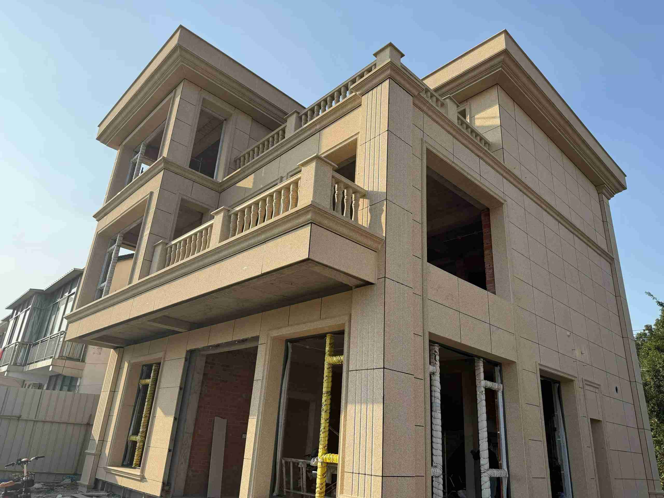 台州 黄金麻花岗岩石材荔枝面外墙干挂效果展示