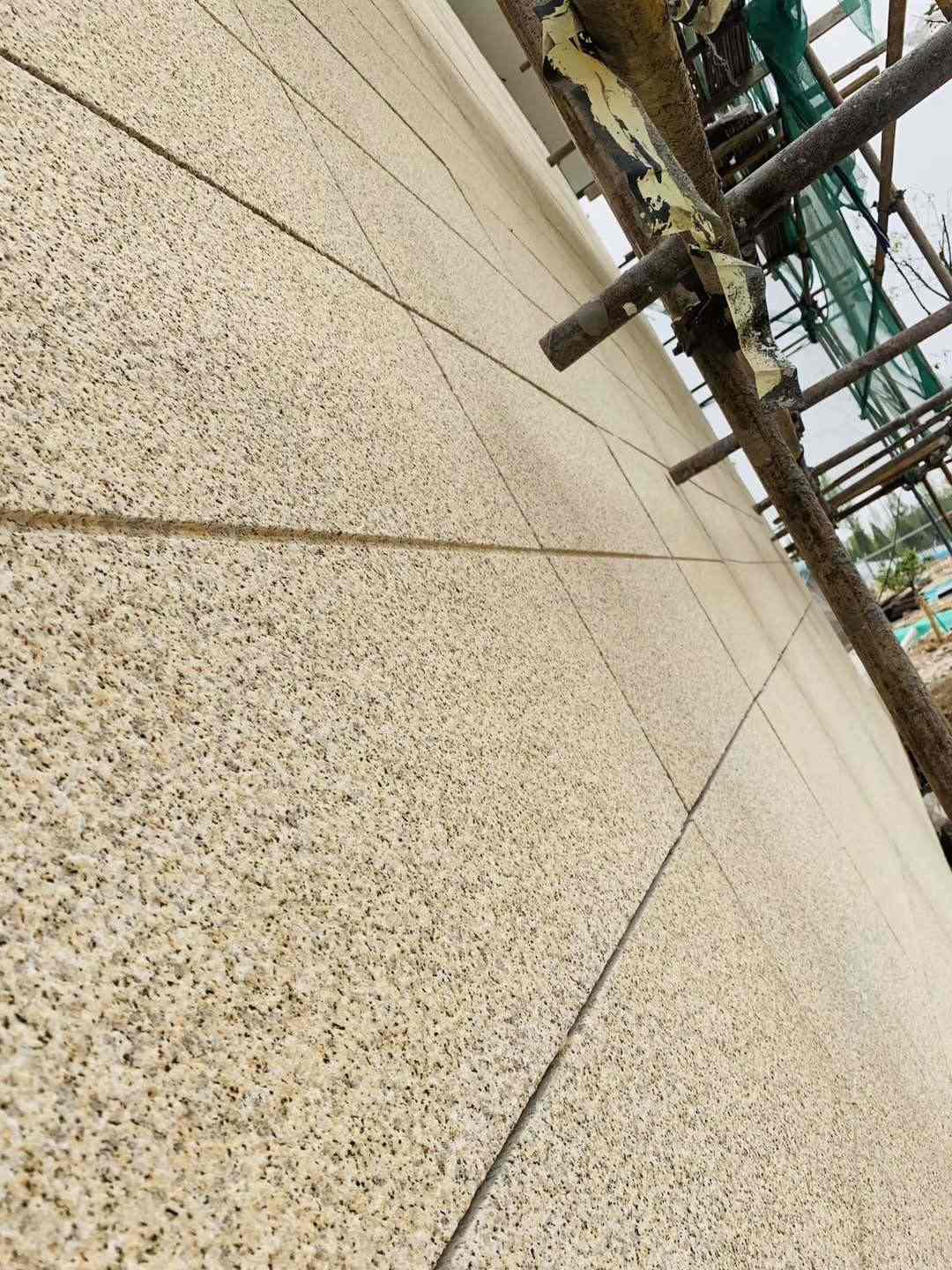 台州 黄金麻花岗岩荔枝面外墙干挂石材效果示例