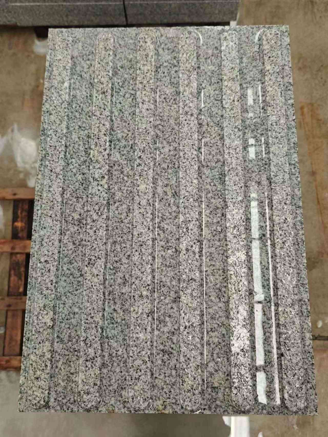 台州 芝麻白花岗岩荔枝面雕刻盲道，盲条