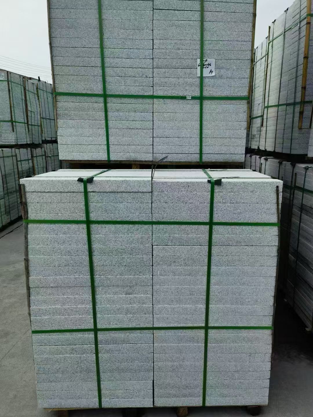 台州 芝麻白火烧，园林广场市政工程地铺石，1.8~5.0厚均有现货