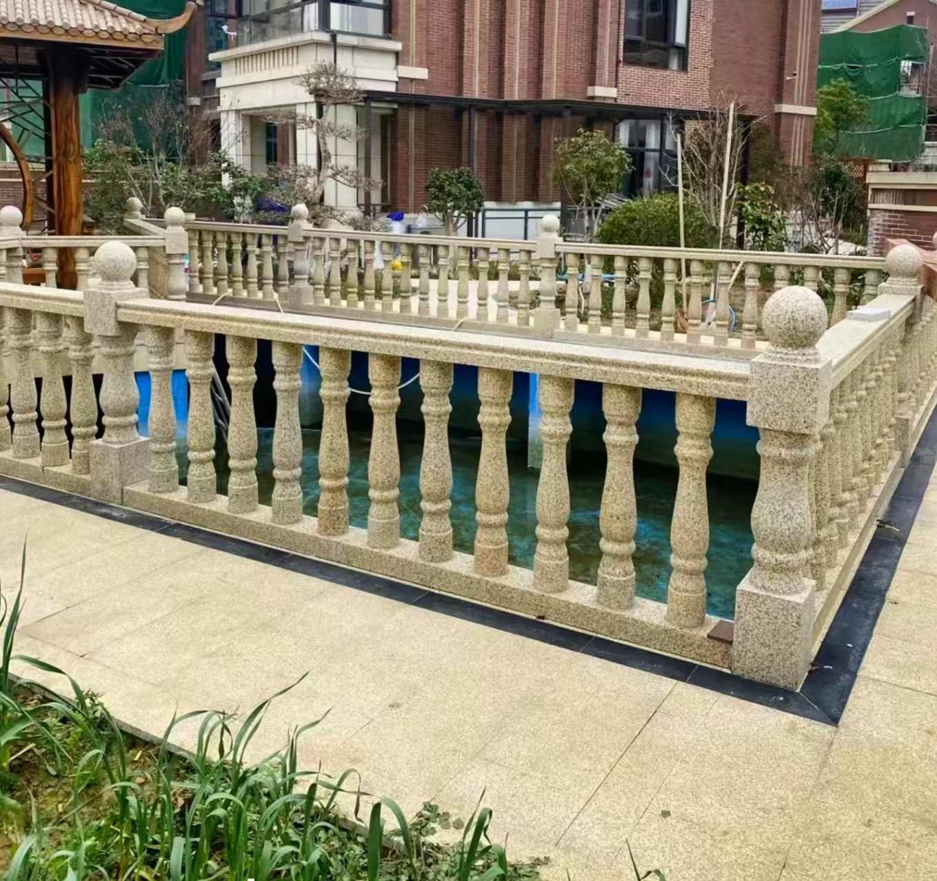 台州黄金麻花岗岩石材栏杆，扶手，将军柱，花瓶柱