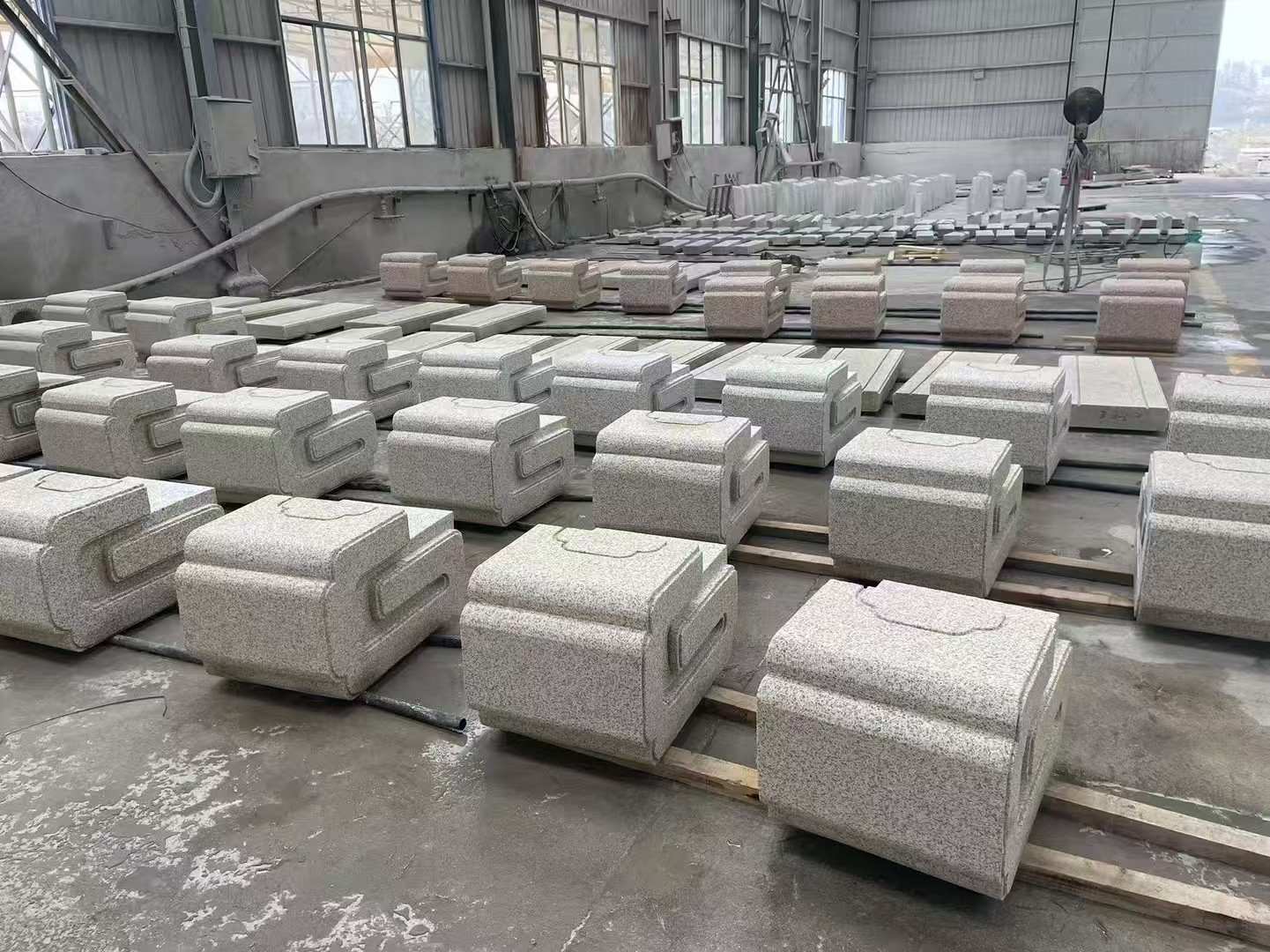 台州 白麻花岗岩异形加工-石凳，坐凳