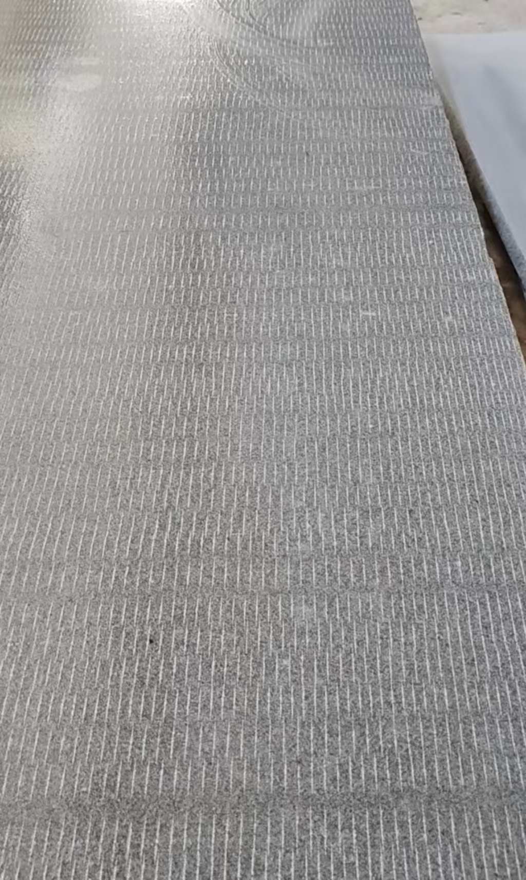 台州 芝麻灰花岗岩斧剁面，刀斩面