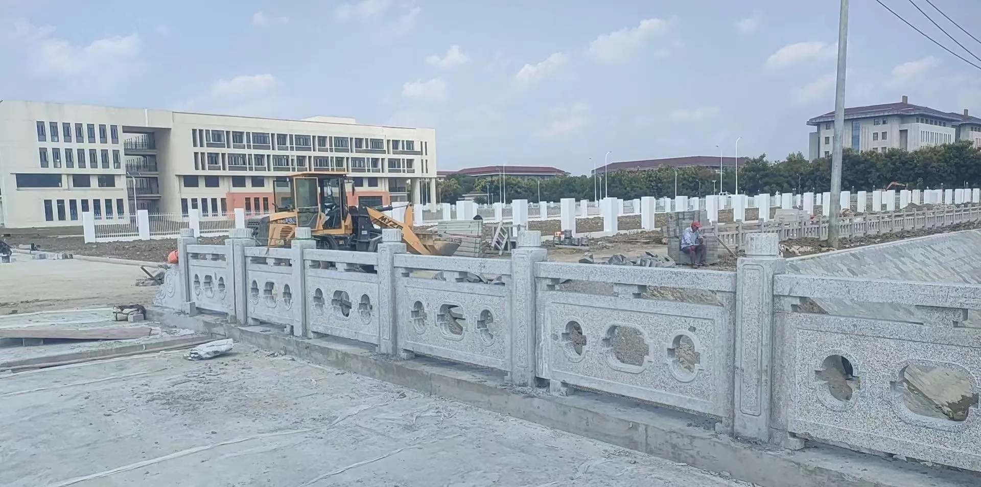 台州 白麻花岗岩荔枝面河道栏杆